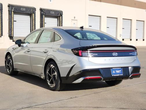 2026 Hyundai SONATA SEL