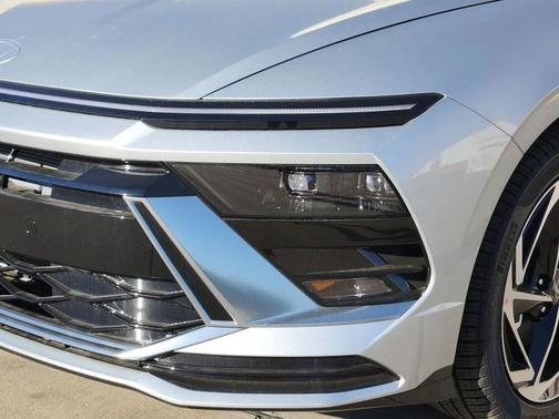 2026 Hyundai SONATA SEL