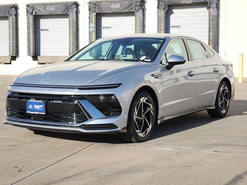 Aero Silver 2026 Hyundai SONATA SEL
