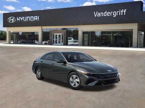 2025 Hyundai ELANTRA SE