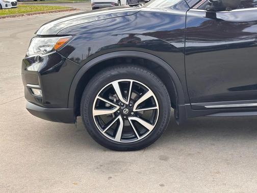 2018 Nissan Rogue SL