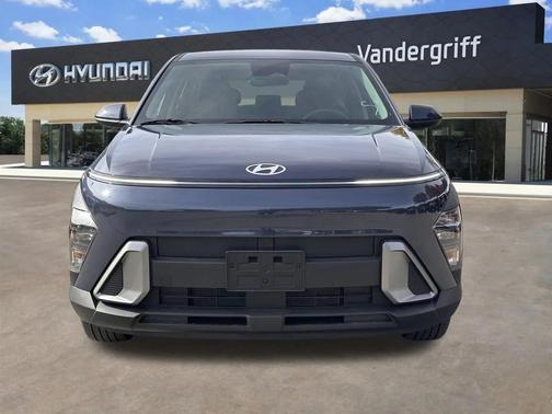 2024 Hyundai KONA SE