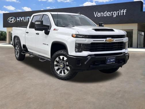 2024 Chevrolet Silverado 2500 Custom