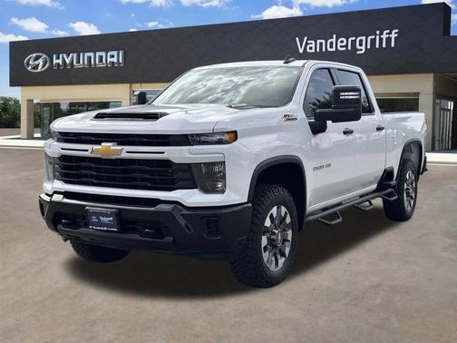 2024 Chevrolet Silverado 2500 Custom