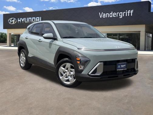 2026 Hyundai KONA SE