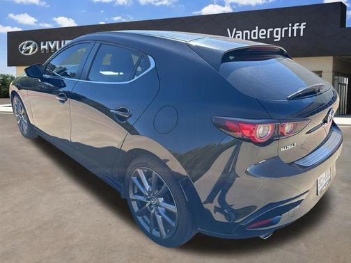 2022 Mazda Mazda3 FWD w/Preferred Package