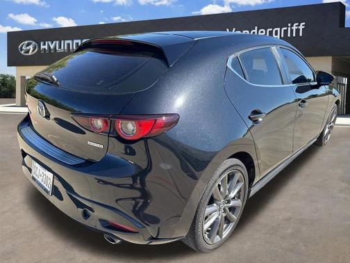 2022 Mazda Mazda3 FWD w/Preferred Package