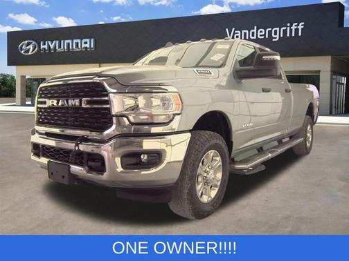 2023 RAM 2500 Big Horn Crew Cab 4x4 8' Box