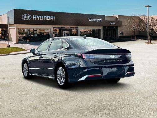 2025 Hyundai SONATA Hybrid Limited