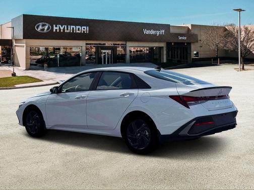 2026 Hyundai ELANTRA Sport