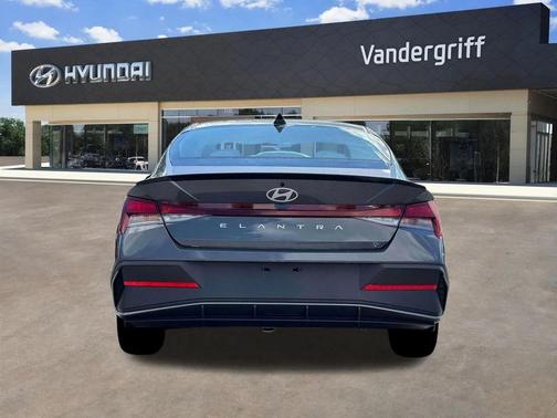 2026 Hyundai ELANTRA Sport