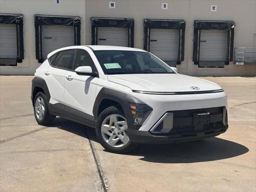 2025 Hyundai KONA SE