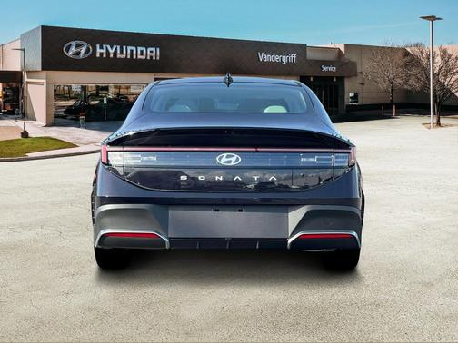 2026 Hyundai SONATA SE