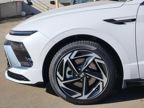 2026 Hyundai SONATA SEL