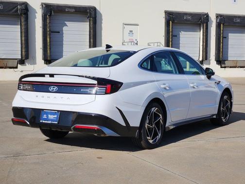 2026 Hyundai SONATA SEL