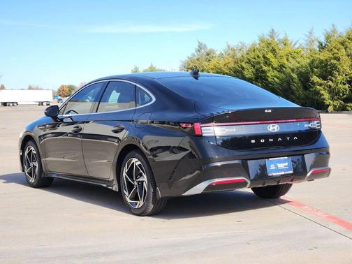 2026 Hyundai SONATA SEL