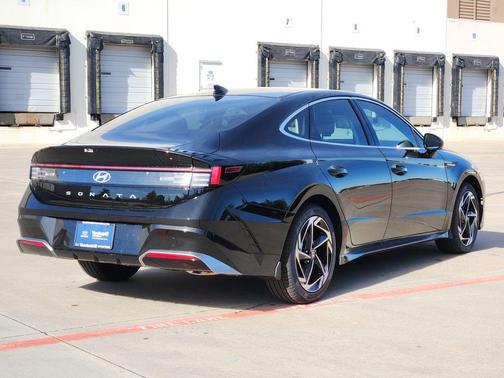 2026 Hyundai SONATA SEL