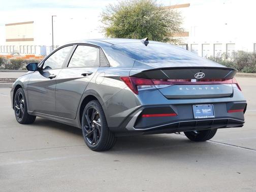 2026 Hyundai ELANTRA Sport