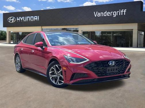 2022 Hyundai SONATA SEL