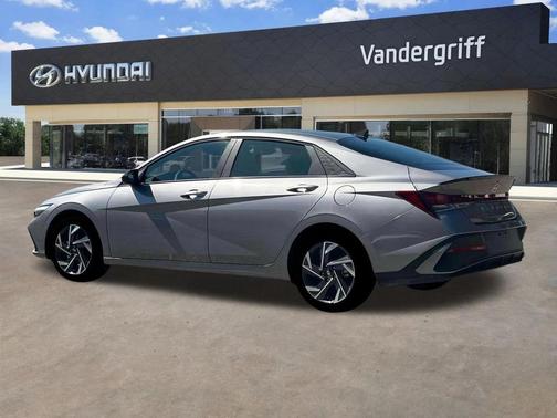 2025 Hyundai ELANTRA Sport