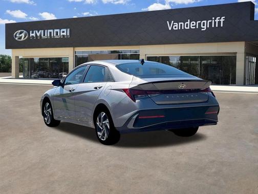 2025 Hyundai ELANTRA Sport