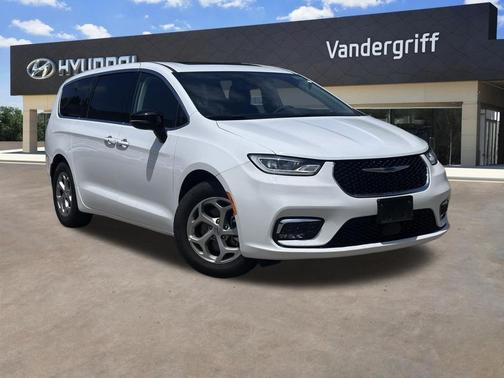 Bright White 2024 Chrysler Pacifica Limited