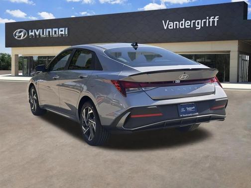 2025 Hyundai ELANTRA Sport