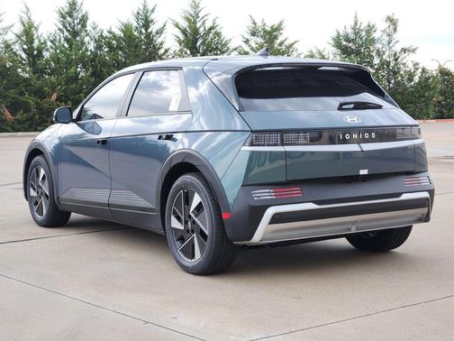 Digital Teal 2026 Hyundai IONIQ 5 SEL