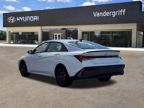 2026 Hyundai ELANTRA Sport