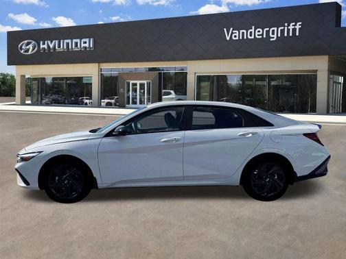 2026 Hyundai ELANTRA Sport