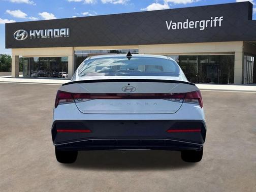 2026 Hyundai ELANTRA Sport