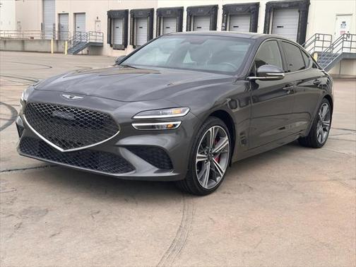 2024 Genesis G70 2.5T RWD