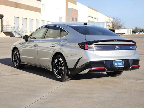 2026 Hyundai SONATA SEL