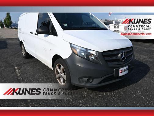 2017 Mercedes-Benz Metris Base