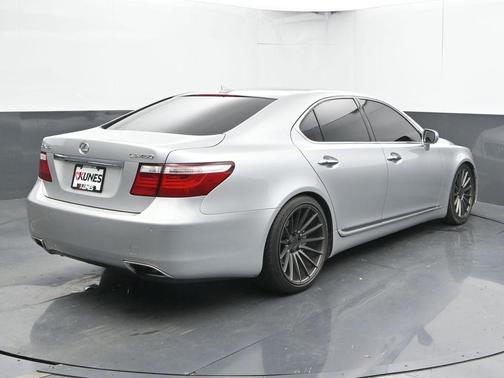 2007 Lexus LS 460 Base