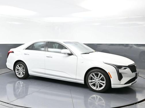 2024 Cadillac CT4 Luxury