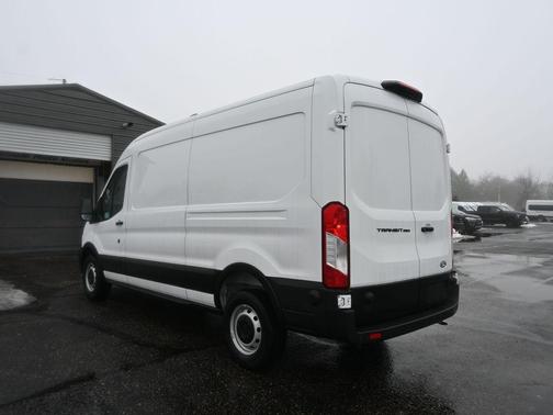 2026 Ford Transit-250 148 WB Medium Roof Cargo