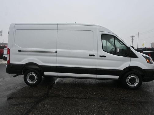 2026 Ford Transit-250 148 WB Medium Roof Cargo