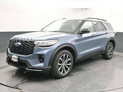 Vapor Blue Metallic 2026 Ford Explorer ST-Line