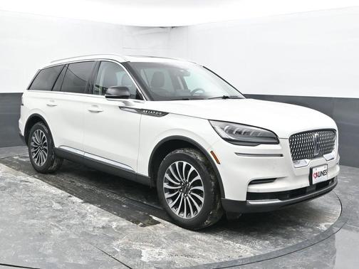 2023 Lincoln Aviator Standard AWD