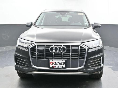 2024 Audi Q7 45 Premium Plus
