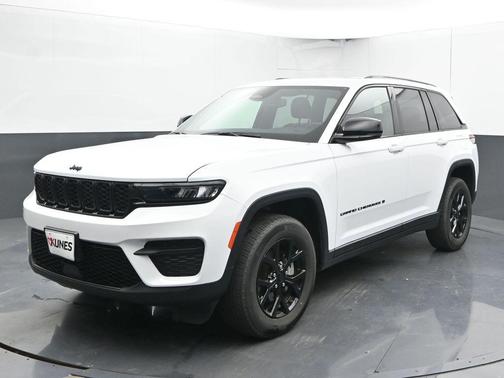2024 Jeep Grand Cherokee Laredo