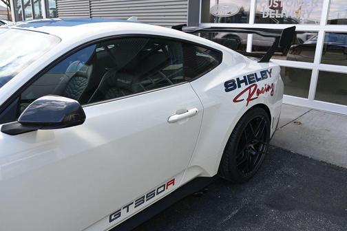 Wimbledon White 2025 Ford Mustang GT350R