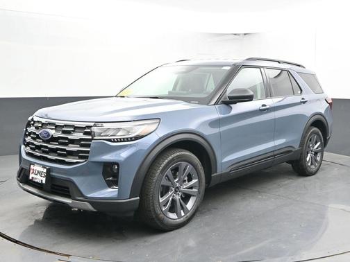 Vapor Blue Metallic 2026 Ford Explorer Active