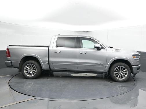 Billet Silver Metallic Clearcoat 2022 RAM 1500 Limited