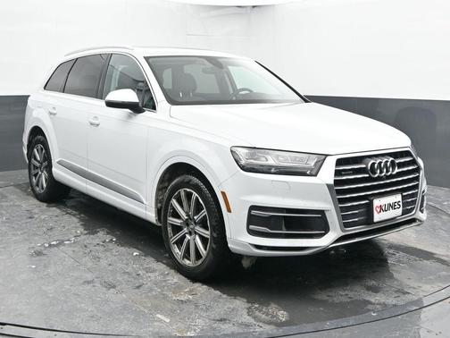 2019 Audi Q7 55 Premium Plus
