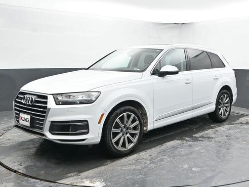 2019 Audi Q7 55 Premium Plus
