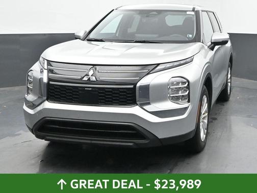 2025 Mitsubishi Outlander ES