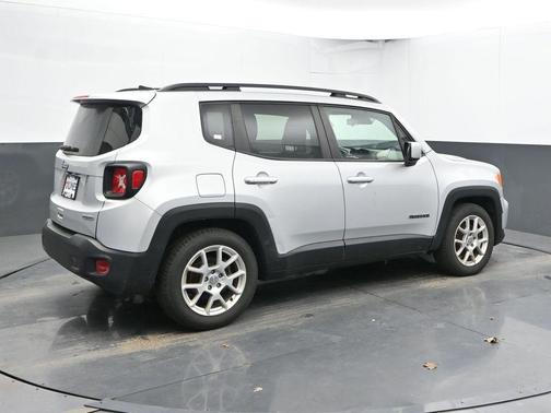 Glacier Metallic 2020 Jeep Renegade Latitude