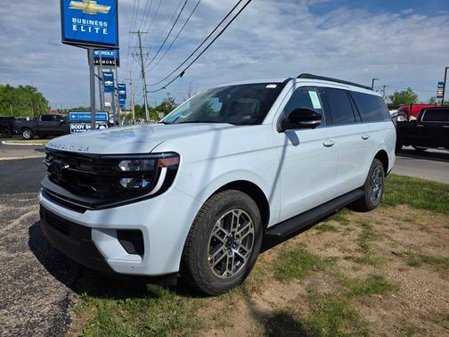 Space Silver 2026 Ford Expedition Max Active
